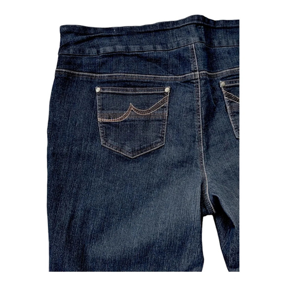Reitmans Denim Dark Wash Black Stretch Walking Shorts Capris  22 - Picture 7 of 10